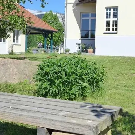 Winfried Schaffer Homestay Neubrandenburg